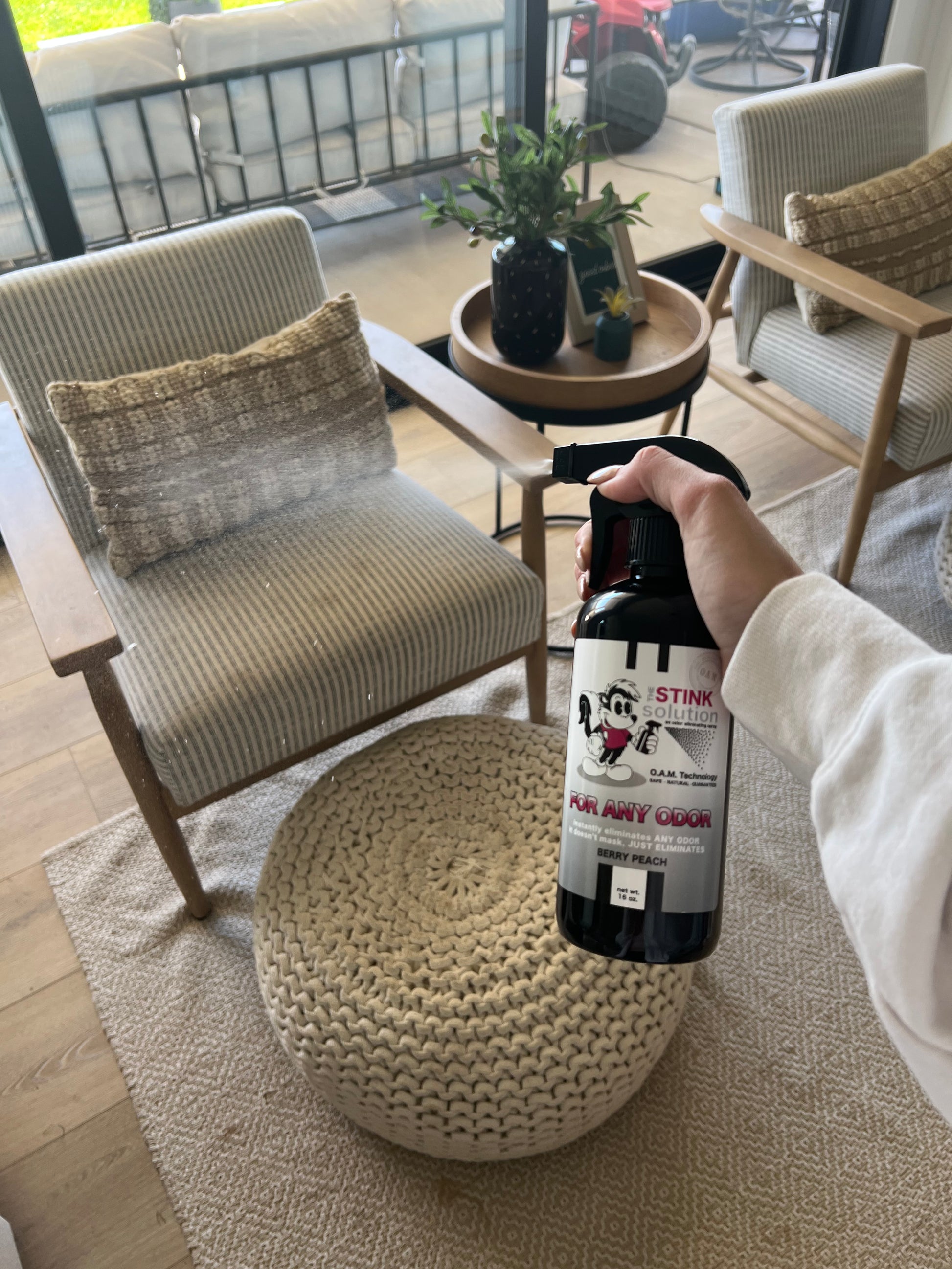 Natural, safe, non-toxic, enzyme-free odor eliminating spray. Multi-purpose use for any odor: smoke, urine, food, sweat, and more. Safe to spray anywhere: homes, cars, furniture, bathroom, carpet, and more.